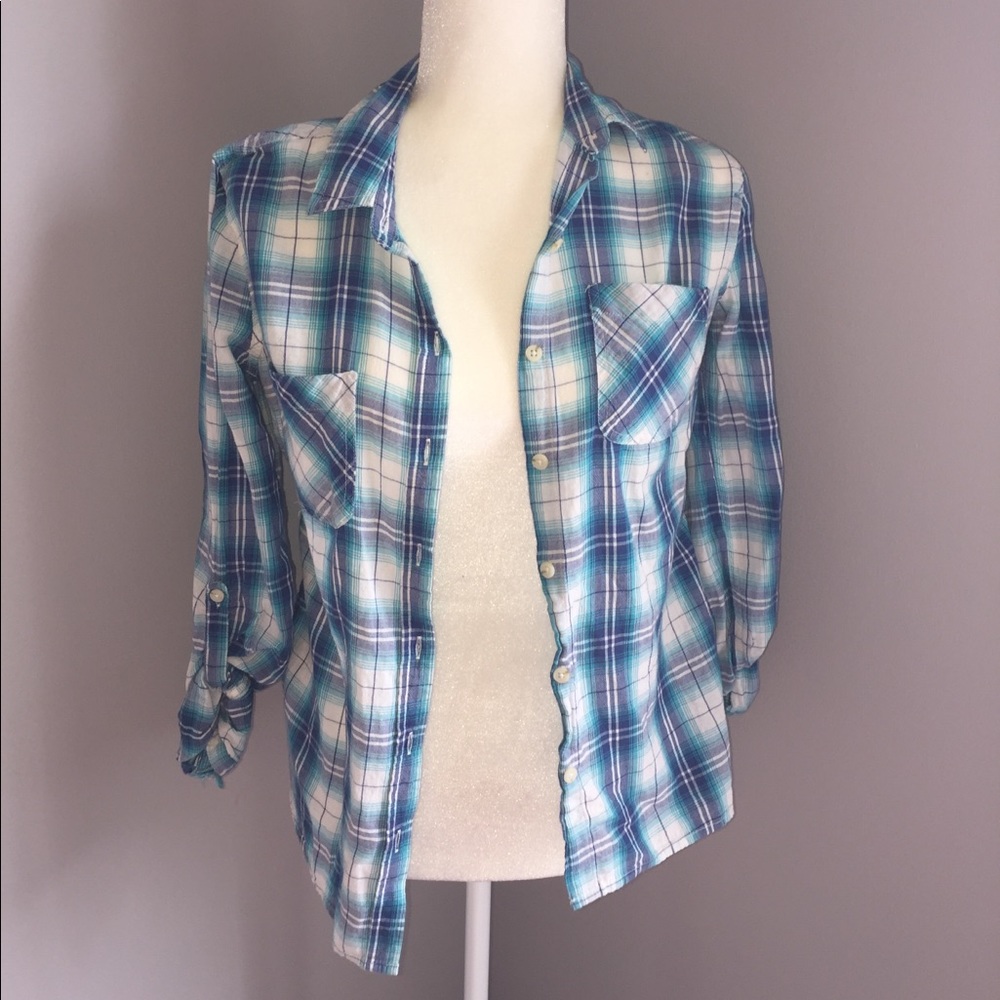 Mossimo button up shirt